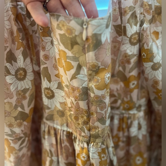 Retro Floral Babydoll Dress - Picture 5 of 5